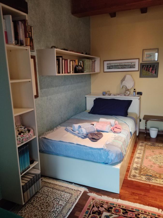 Lovely Casa Paola Villlafranca Centro Zimmer Rooms Villafranca di Verona Buitenkant foto